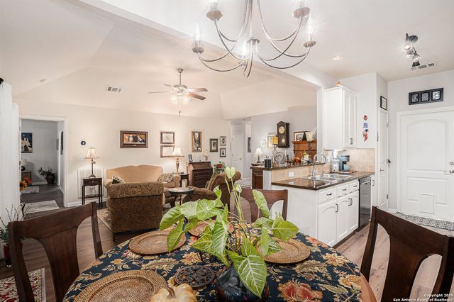 2135 Bentwood, New Braunfels, TX 78130