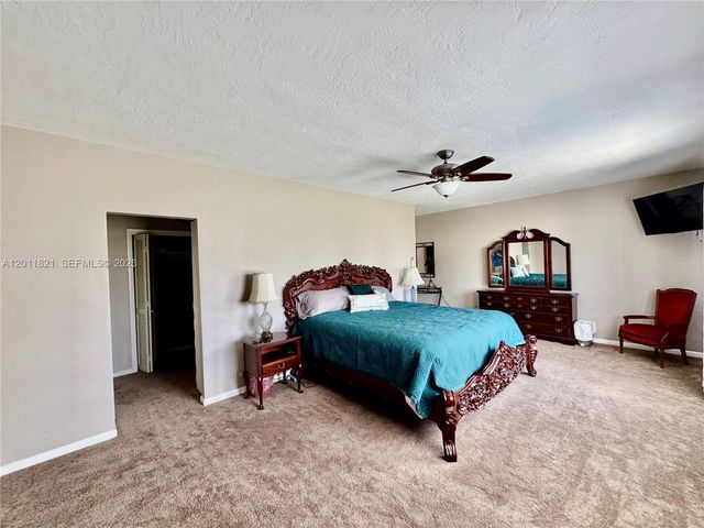 434 NW 20th St, Homestead, FL 33030