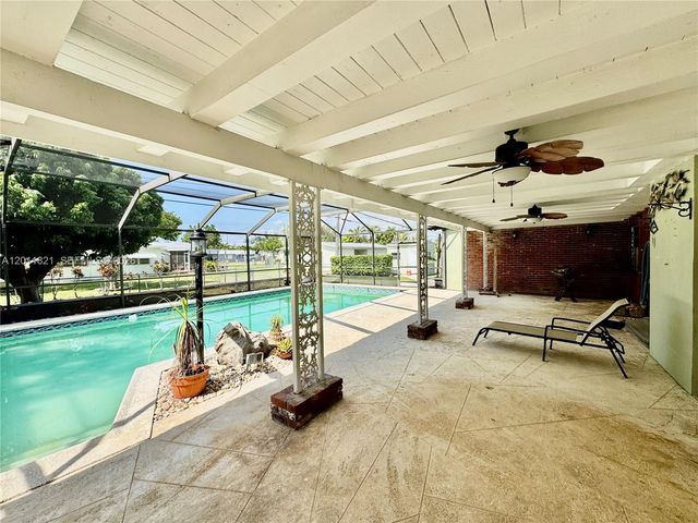 434 NW 20th St, Homestead, FL 33030