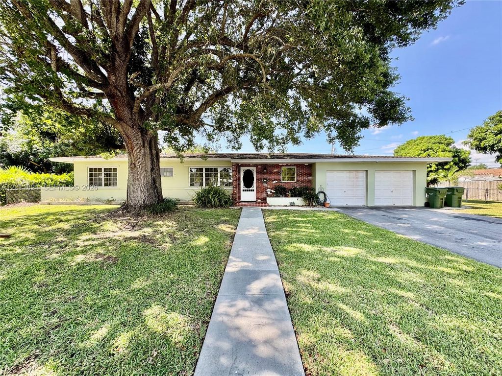 434 NW 20th St, Homestead, FL 33030