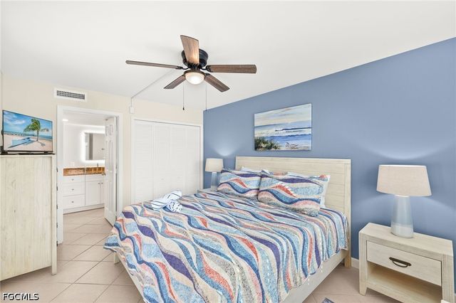 671 E Gulf DR 2C2, Sanibel, FL 33957