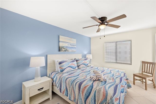 671 E Gulf DR 2C2, Sanibel, FL 33957