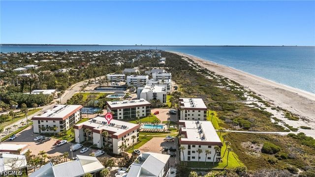 671 E Gulf DR 2C2, Sanibel, FL 33957