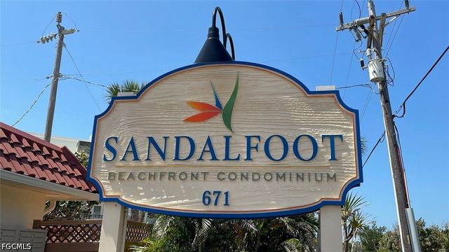 671 E Gulf DR 2C2, Sanibel, FL 33957