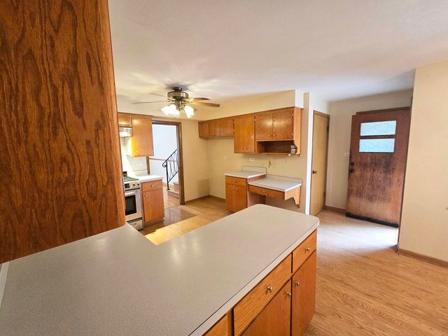 9605 S Kolin Avenue, Oak Lawn, IL 60453