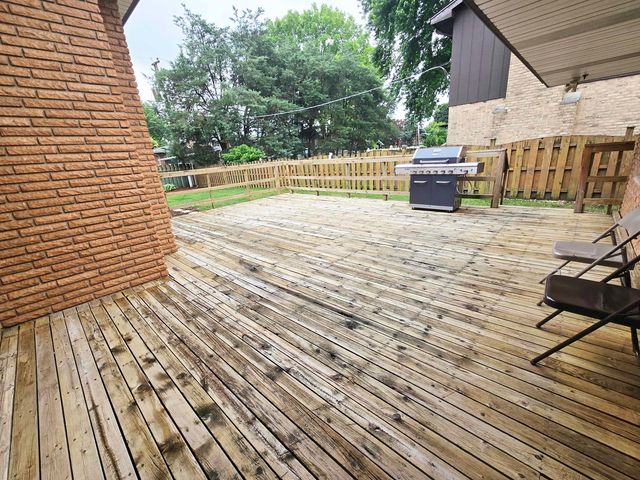 9605 S Kolin Avenue, Oak Lawn, IL 60453