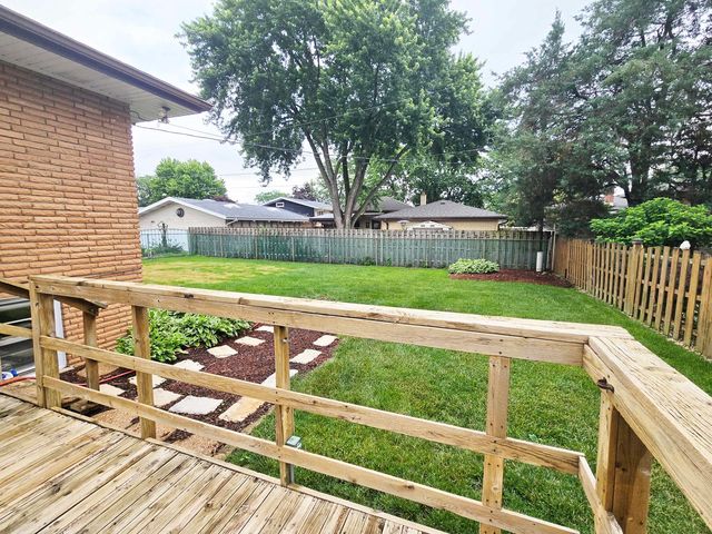 9605 S Kolin Avenue, Oak Lawn, IL 60453