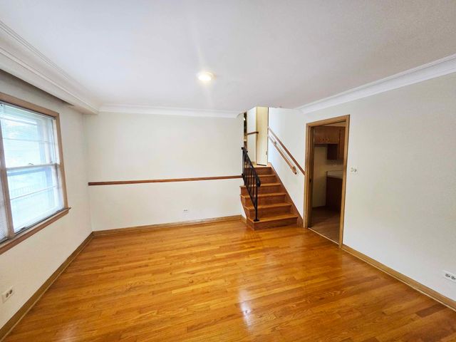 9605 S Kolin Avenue, Oak Lawn, IL 60453