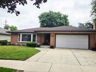 9605 S Kolin Avenue, Oak Lawn, IL 60453