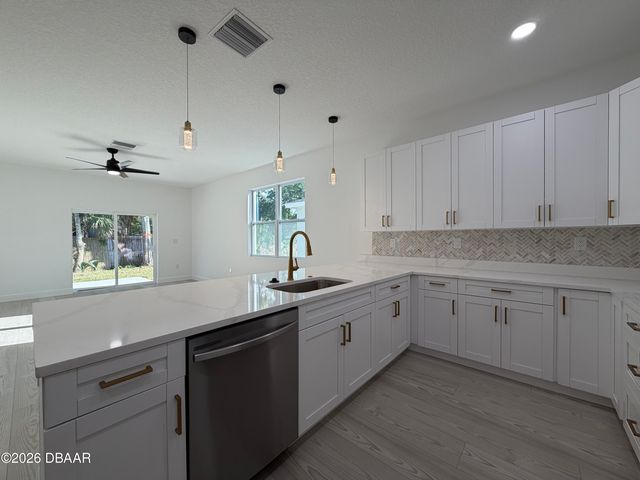 1607 Illinois Street, Daytona Beach, FL 32114