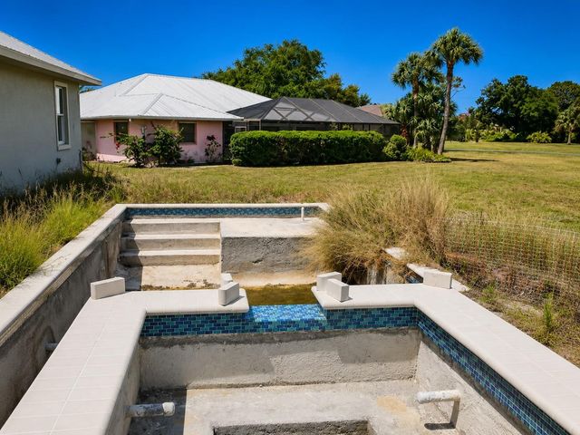142 FAIRWAY ROAD, Rotonda West, FL 33947