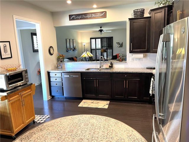 5709 Grapewood Street, Hoschton, GA 30548
