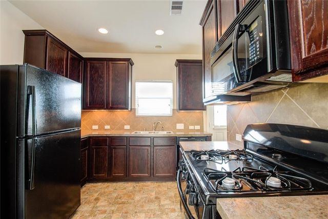 5136 Gable Lane, Houston, TX 77066