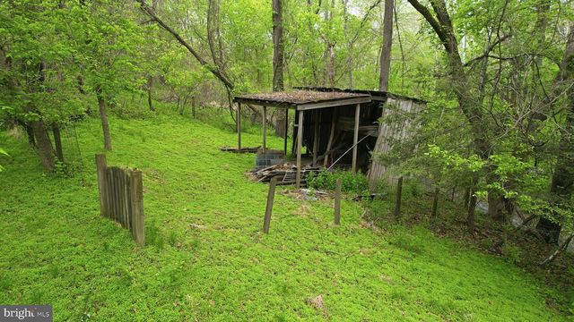 40107 QUARTER BRANCH RD, Lovettsville, VA 20180