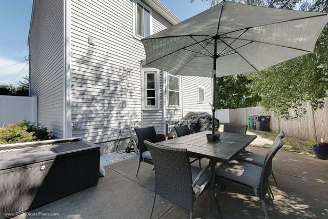 19 Child Lane, Warwick, RI 02886