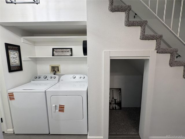 2280 S Jasper Way B, Aurora, CO 80013
