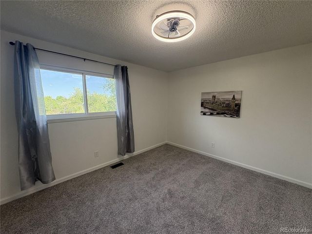 2280 S Jasper Way B, Aurora, CO 80013