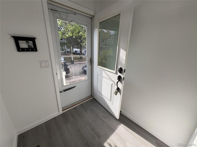 2280 S Jasper Way B, Aurora, CO 80013
