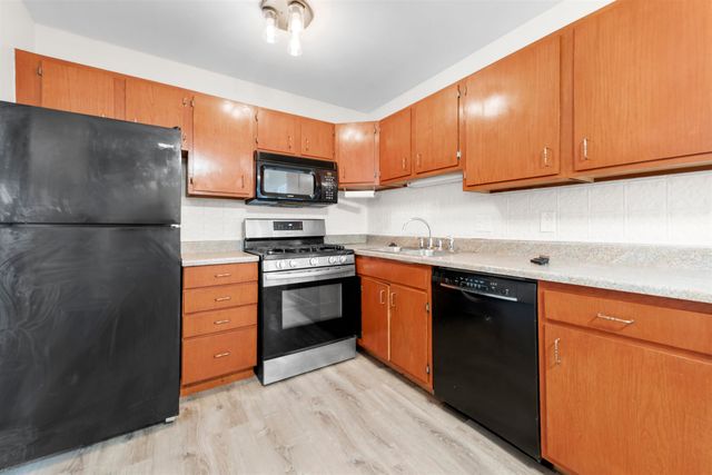 20497 Woodward Street, Clinton Township, MI 48035