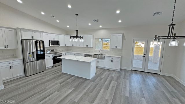 2111 West Carnation Way, Pahrump, NV 89048