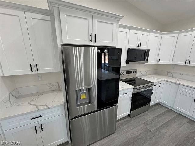 2111 West Carnation Way, Pahrump, NV 89048