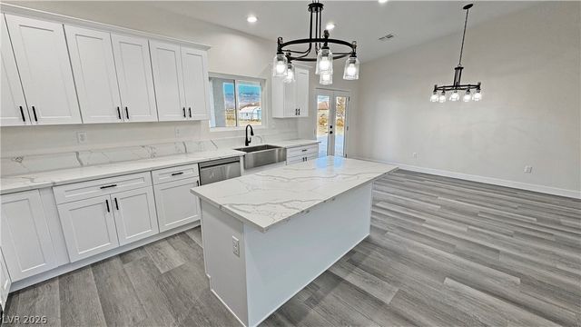 2111 West Carnation Way, Pahrump, NV 89048