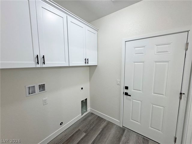 2111 West Carnation Way, Pahrump, NV 89048
