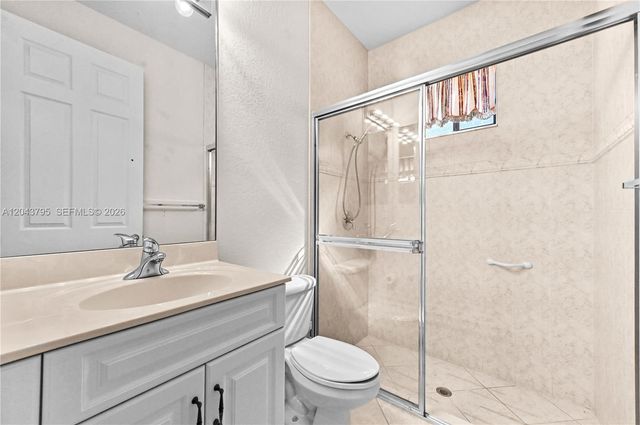 6823 Fabiano Cir, Boynton Beach, FL 33437