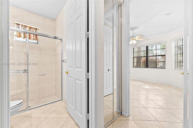 6823 Fabiano Cir, Boynton Beach, FL 33437