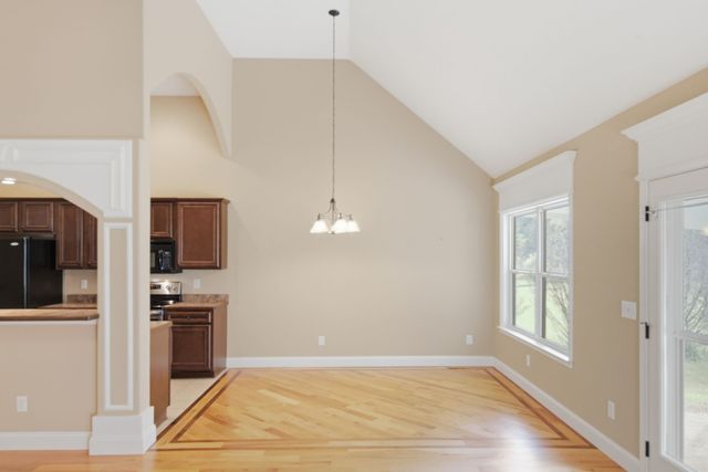 807 Cottonwood Ct, Springfield, TN 37172