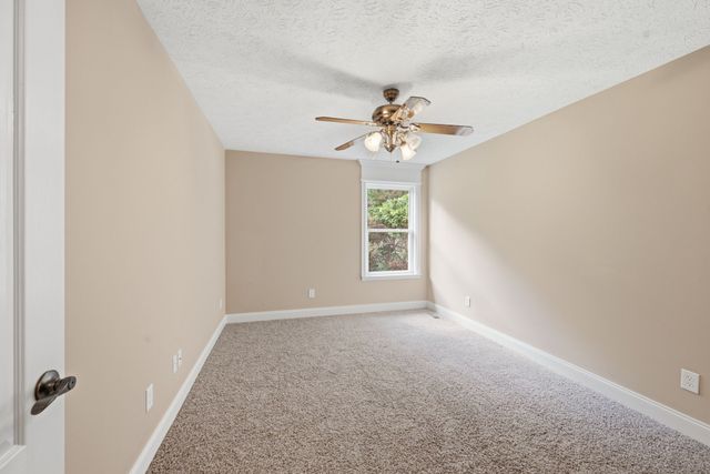 807 Cottonwood Ct, Springfield, TN 37172