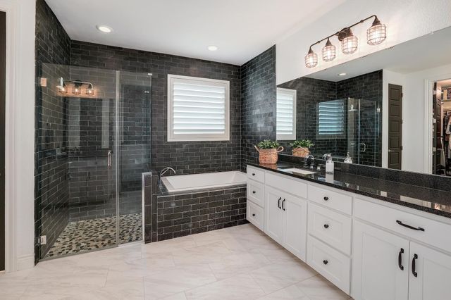 105 Graystone LN, Georgetown, TX 78633