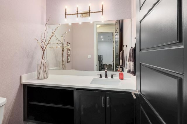 105 Graystone LN, Georgetown, TX 78633