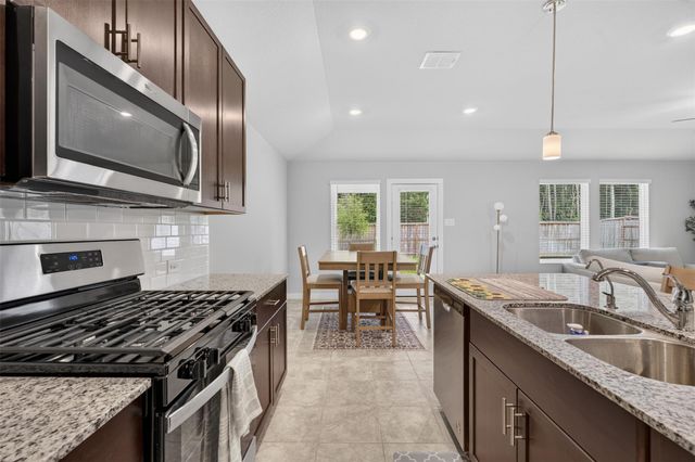 2243 O Conner Ranch Way, Conroe, TX 77301