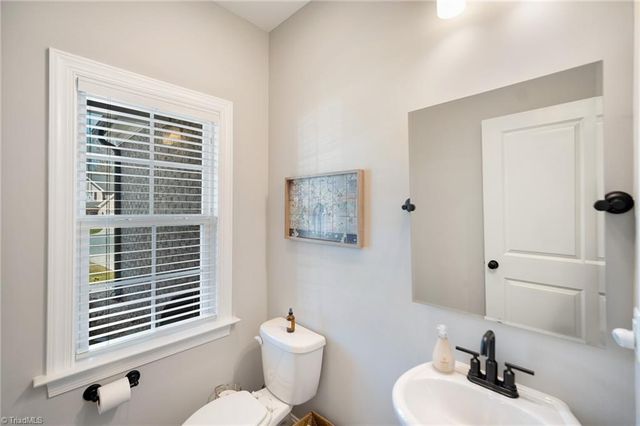 389 Windsor Trail, Lexington, NC 27295