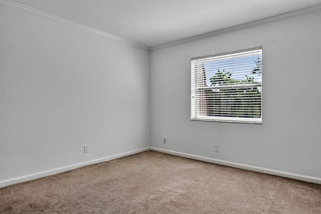13 Jacaranda Drive 214, Plantation, FL 33324