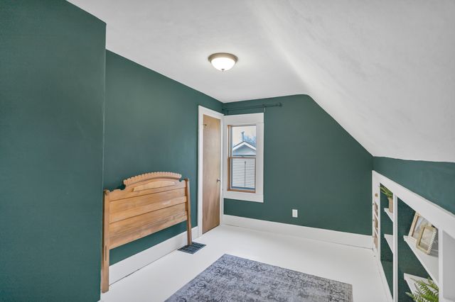 251 Merrill Avenue, Loves Park, IL 61111