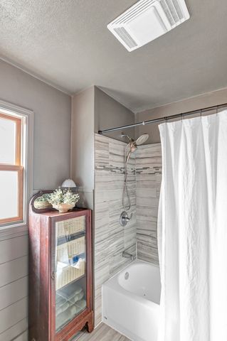 251 Merrill Avenue, Loves Park, IL 61111