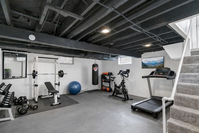 251 Merrill Avenue, Loves Park, IL 61111