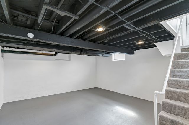 251 Merrill Avenue, Loves Park, IL 61111