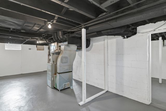 251 Merrill Avenue, Loves Park, IL 61111