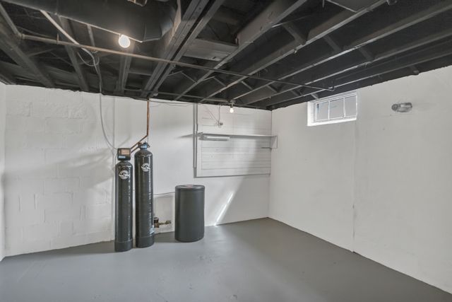 251 Merrill Avenue, Loves Park, IL 61111