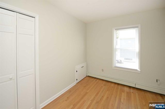 45 Hill Street, Midland Park, NJ 07432