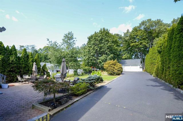45 Hill Street, Midland Park, NJ 07432