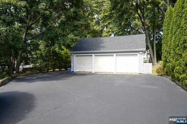 45 Hill Street, Midland Park, NJ 07432