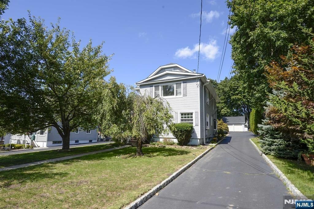45 Hill Street, Midland Park, NJ 07432