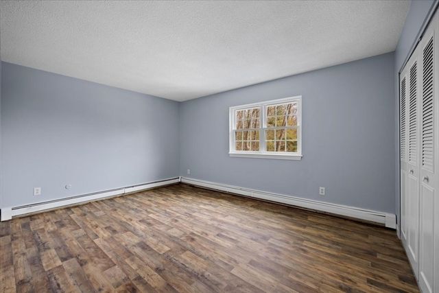 1 Chapel Hill Dr 10, Plymouth, MA 02360