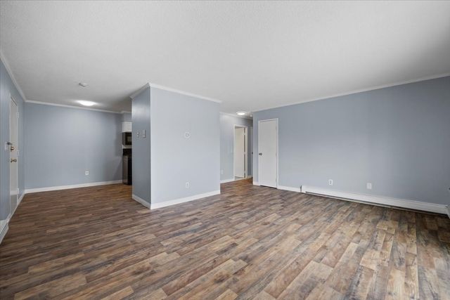 1 Chapel Hill Dr 10, Plymouth, MA 02360