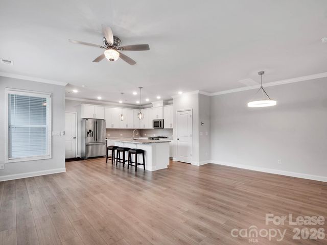 1034 Lyndon Station Drive, Pineville, NC 28134