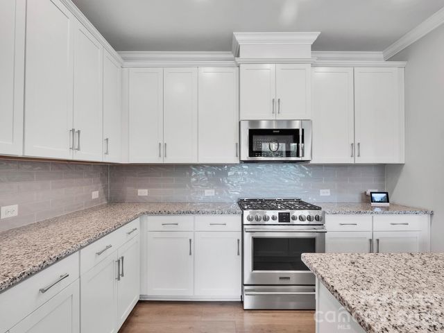 1034 Lyndon Station Drive, Pineville, NC 28134